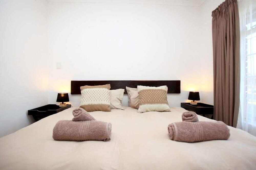 Photo of Bedroom in Emgwenya
