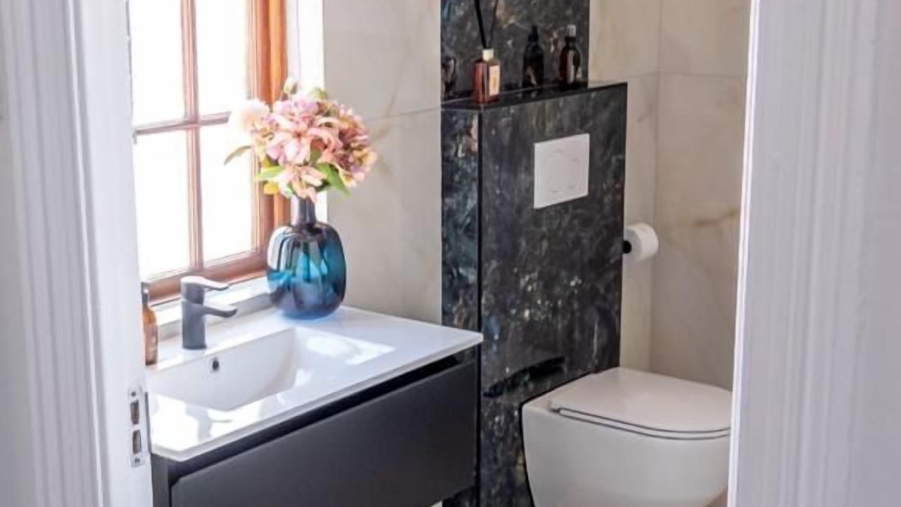 Photo of Bathroom in Kenilworth