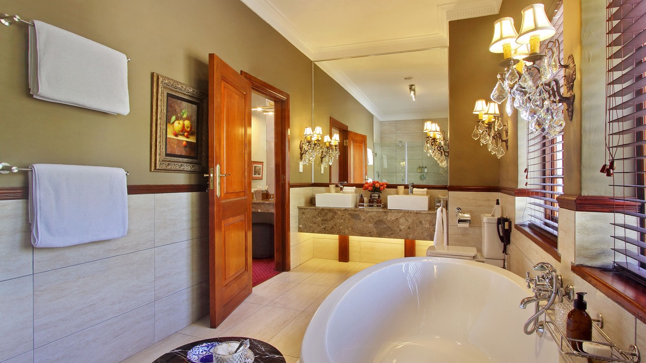 Photo of Bathroom in Houghton Estate