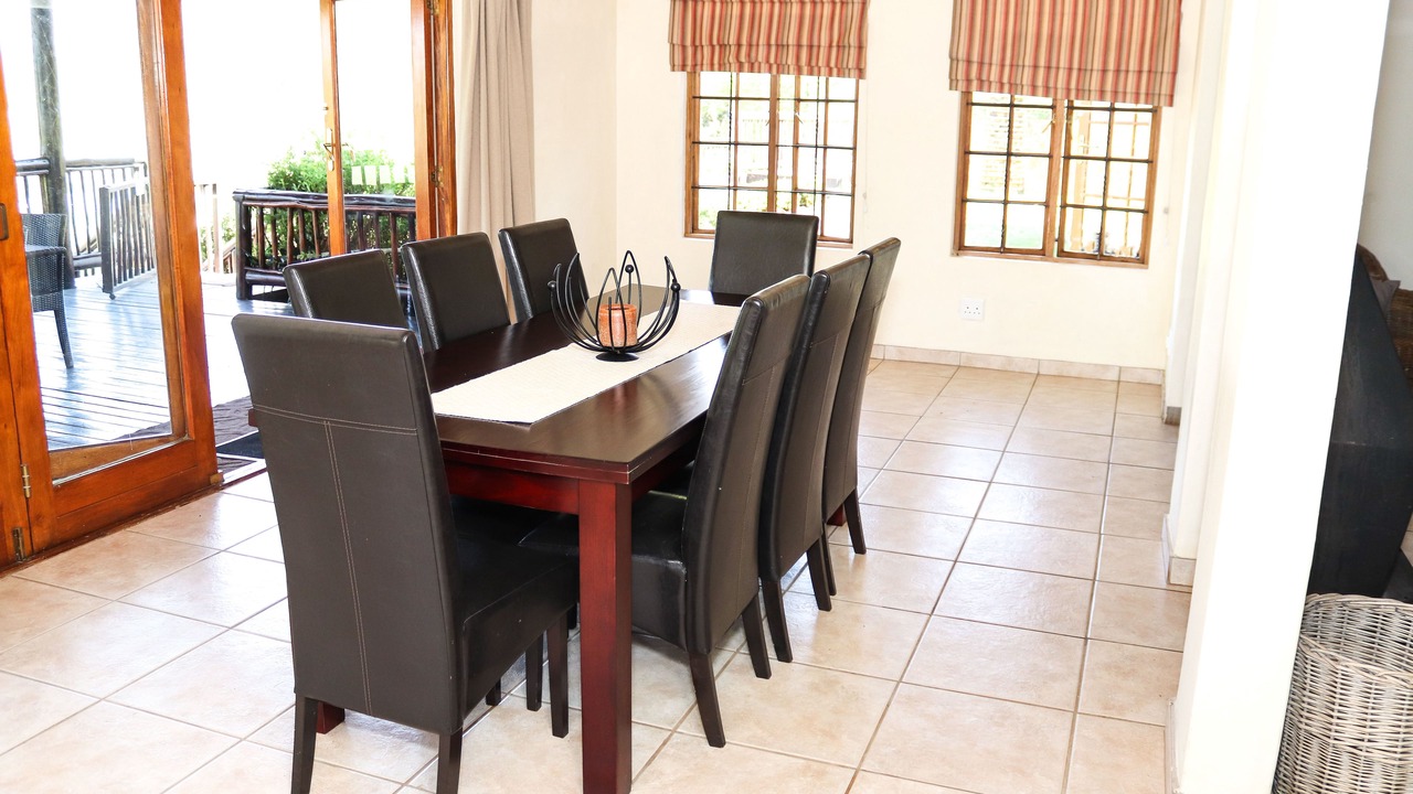 Photo of Bedroom in Drakensberg Gardens