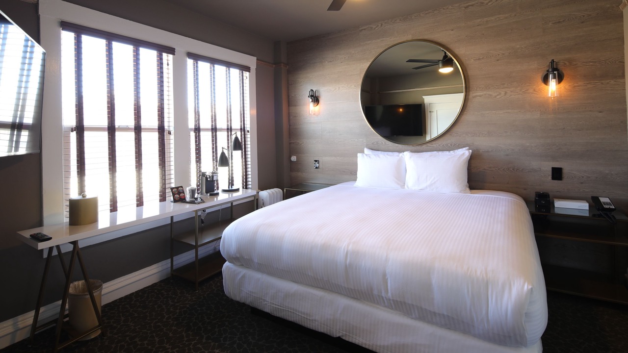 Photo of Bedroom in Tenderloin