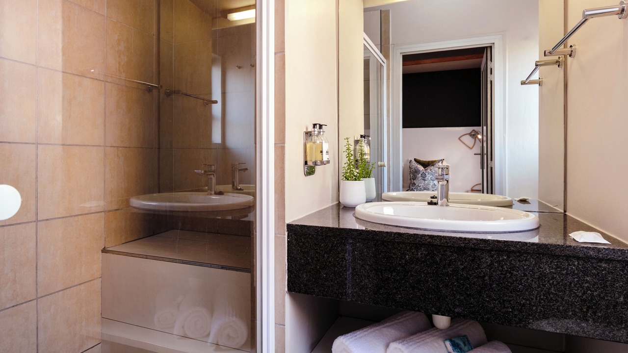 Photo of Bathroom in Arcadia