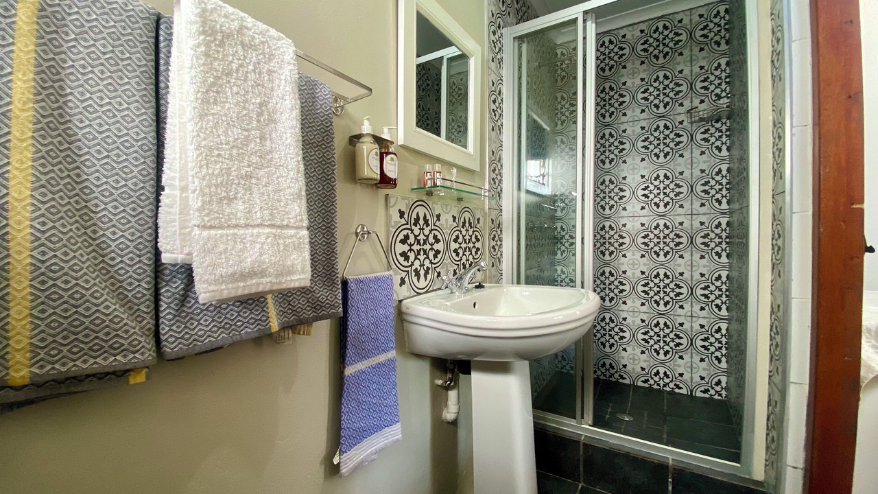 Photo of Bathroom in Buffalo Hills Game Reserve