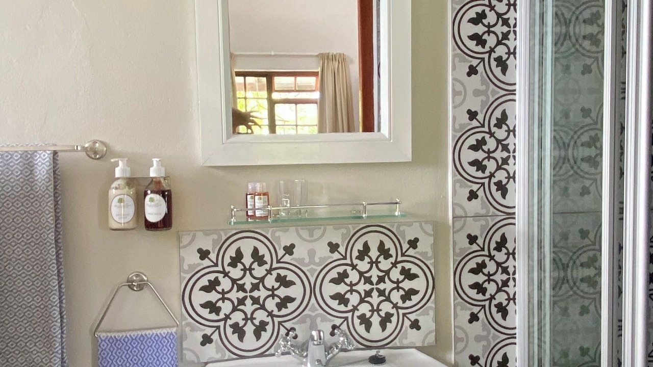 Photo of Bathroom in Buffalo Hills Game Reserve
