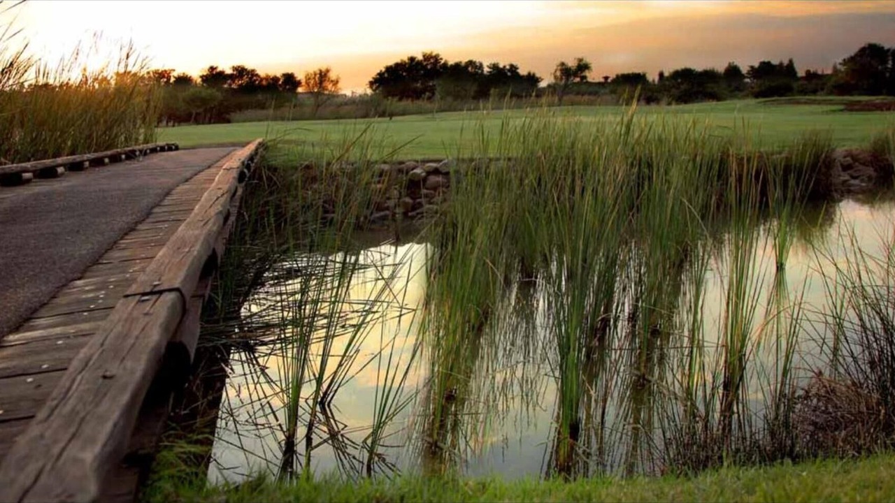 Photo of Outdoor in Silver Lakes