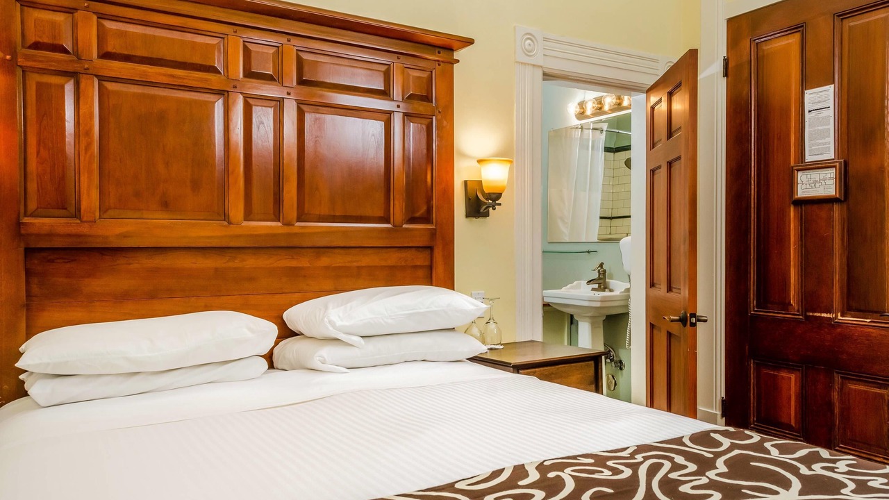 Photo of Bedroom in Napa