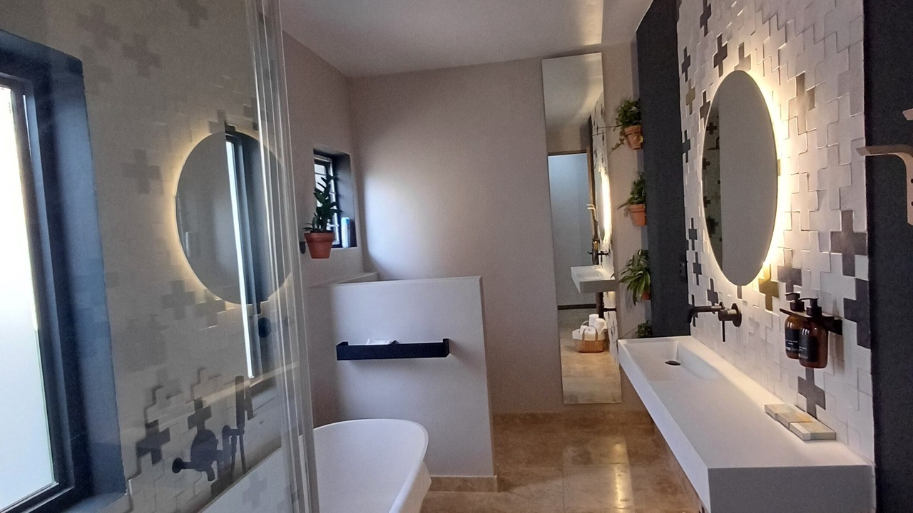 Photo of Bathroom in Menlo Park
