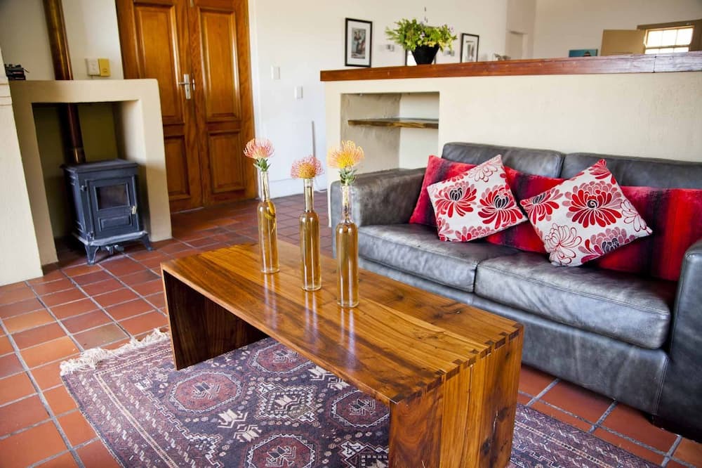 Photo of Livingroom in Baardskeerdersbos