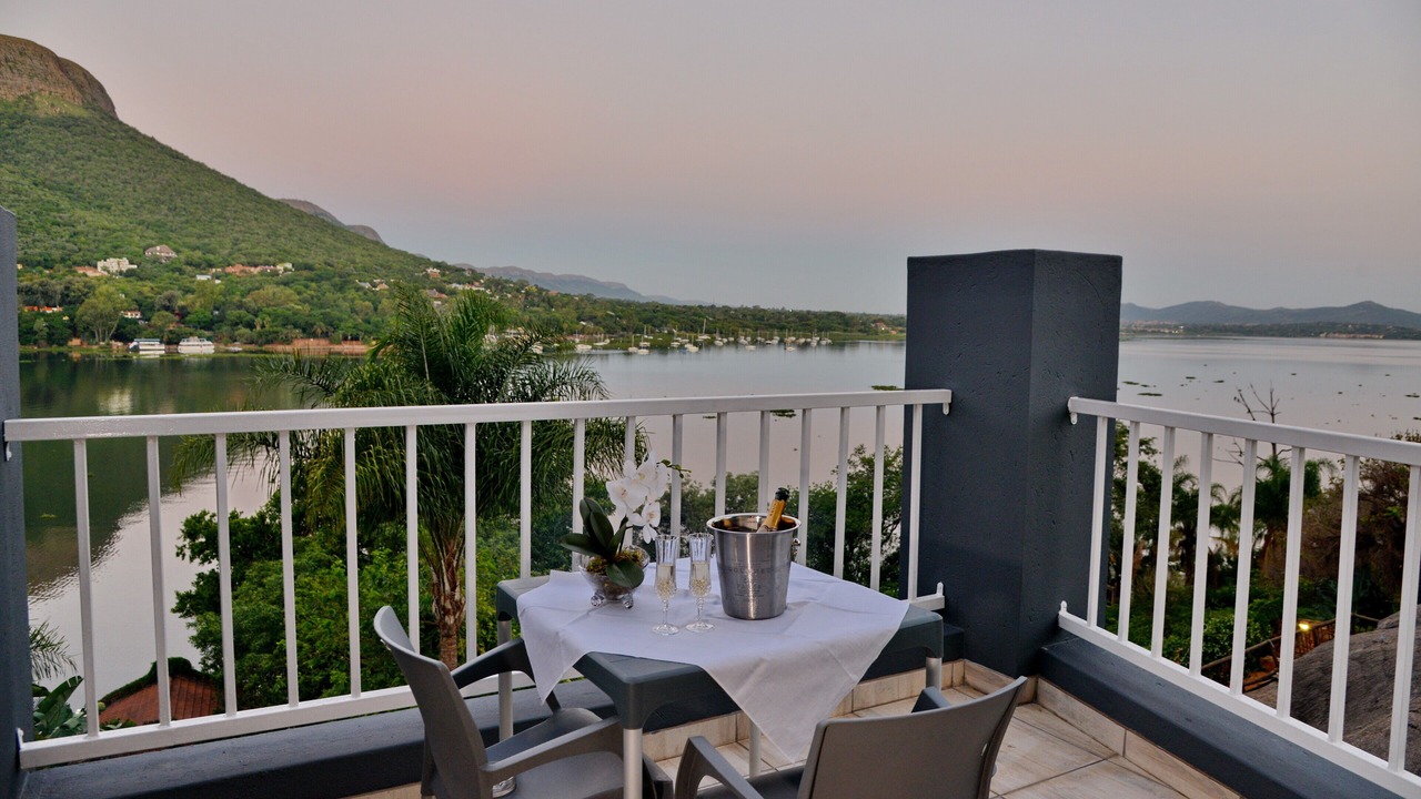 Photo of Patio Balcony in Kosmos