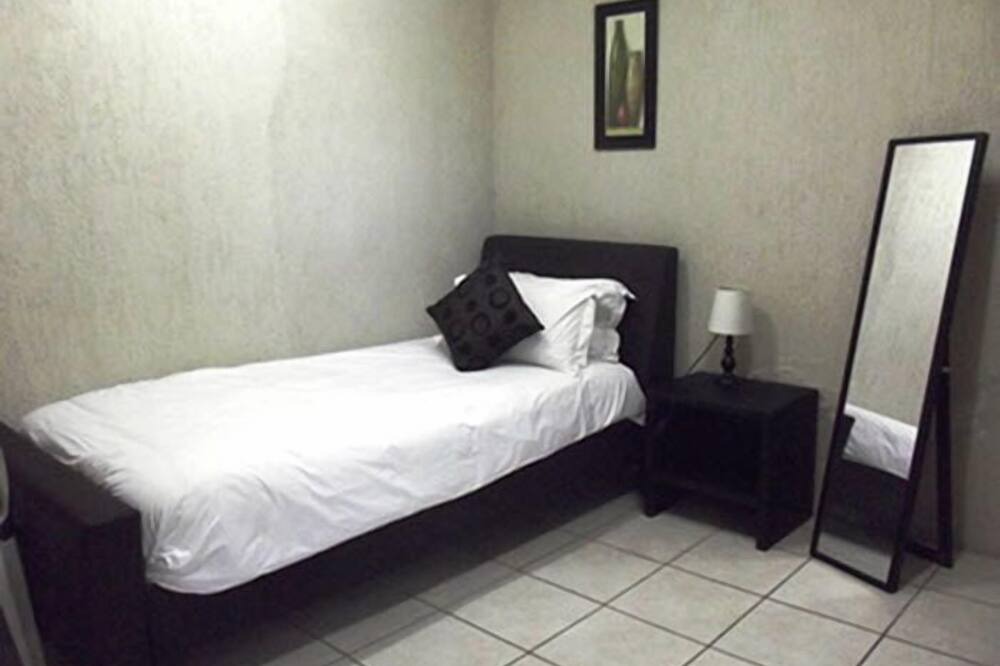 Photo of Bedroom in Parys