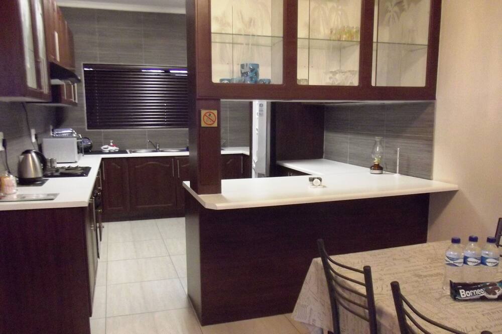 Photo of Kitchen in Parys