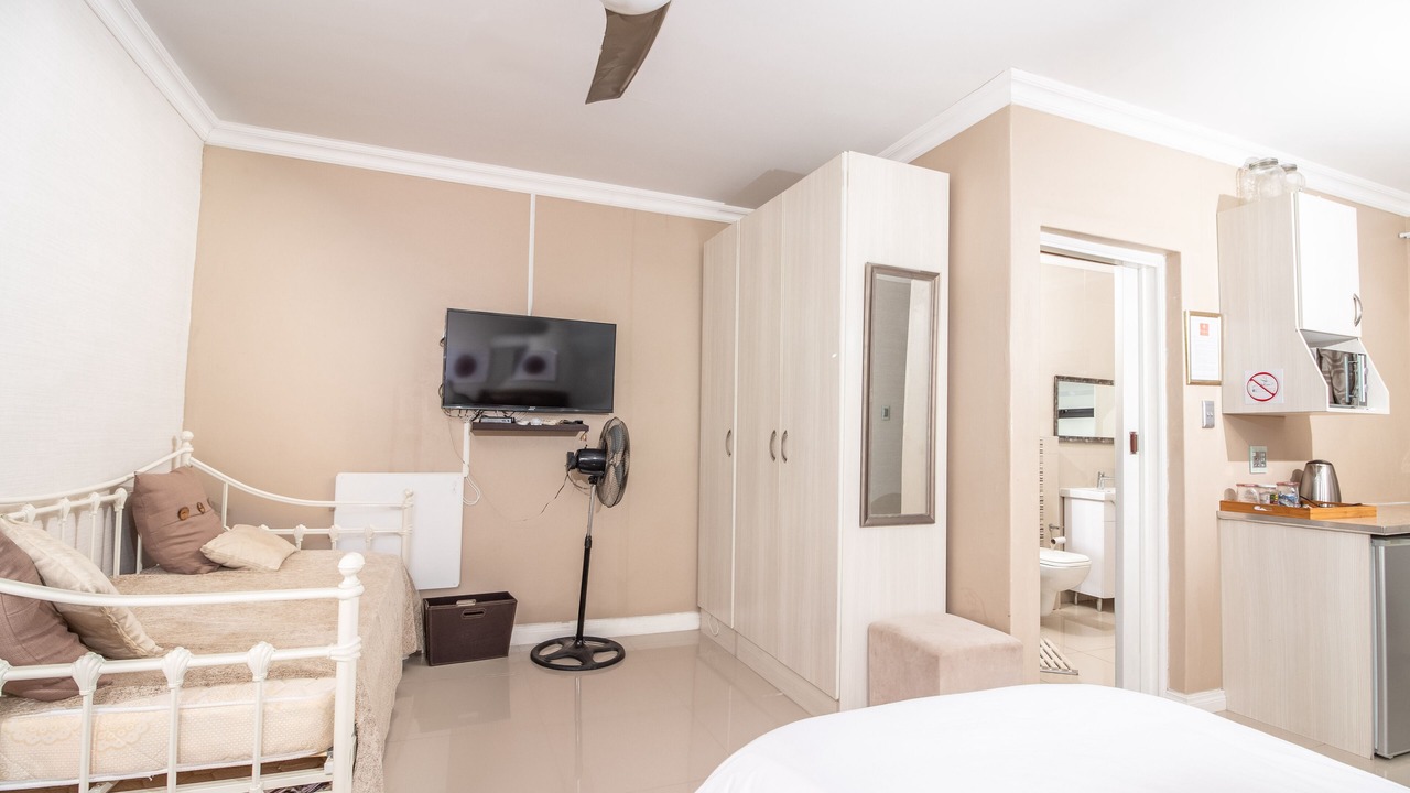Photo of Bedroom in Port Elizabeth