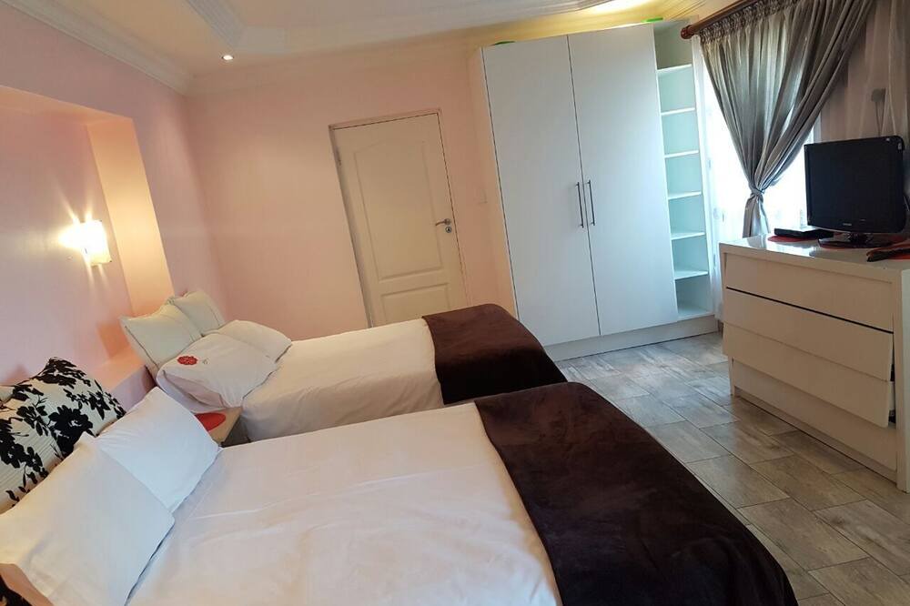 Photo of Bedroom in Tshwane