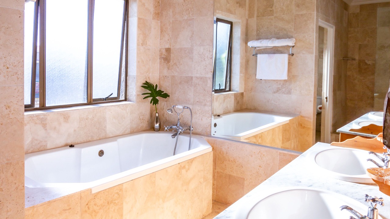 Photo of Bathroom in Struisbaai