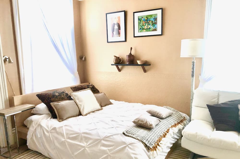 Photo of Bedroom in Western Addition