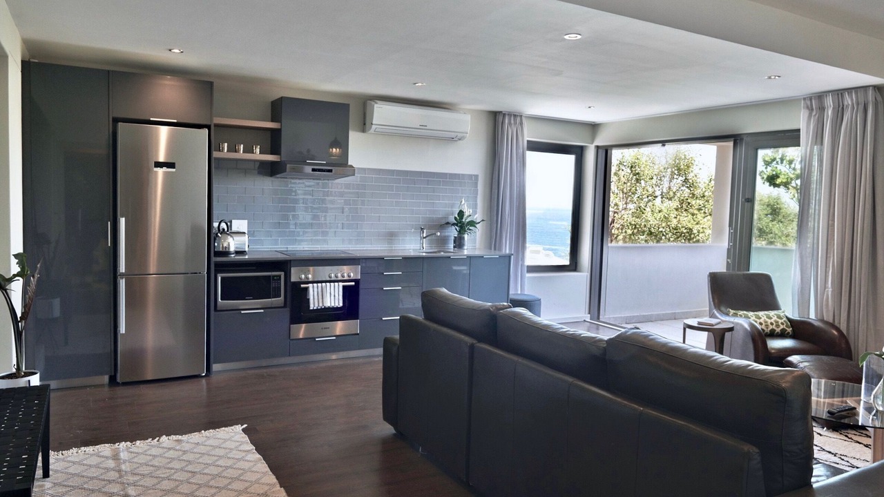 Photo of Bedroom in Camps Bay