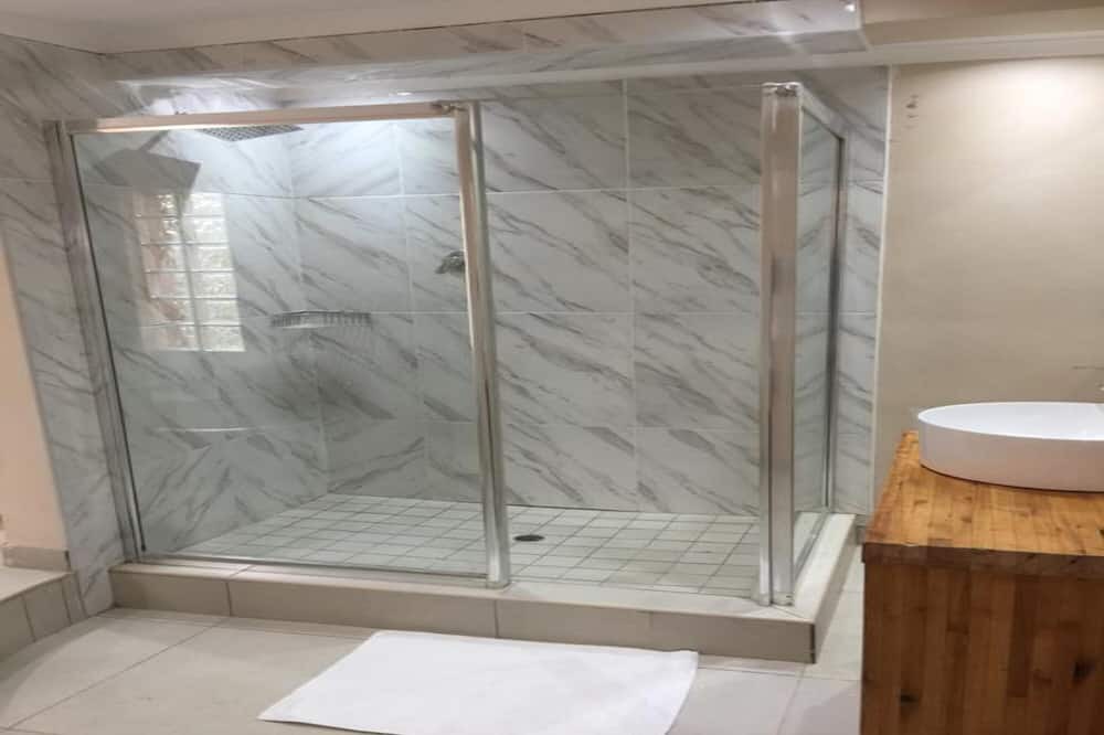 Photo of Bathroom in Windermere
