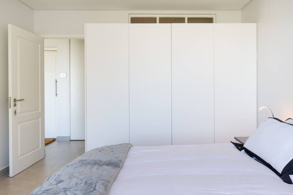 Photo of Bedroom in Sea Point