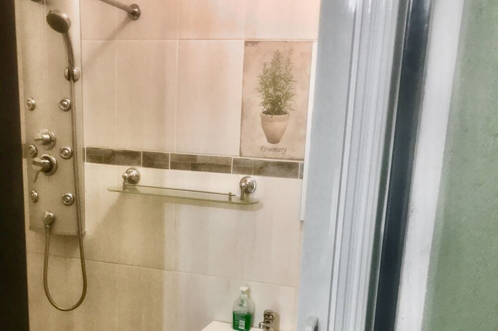 Photo of Bathroom in Giyani