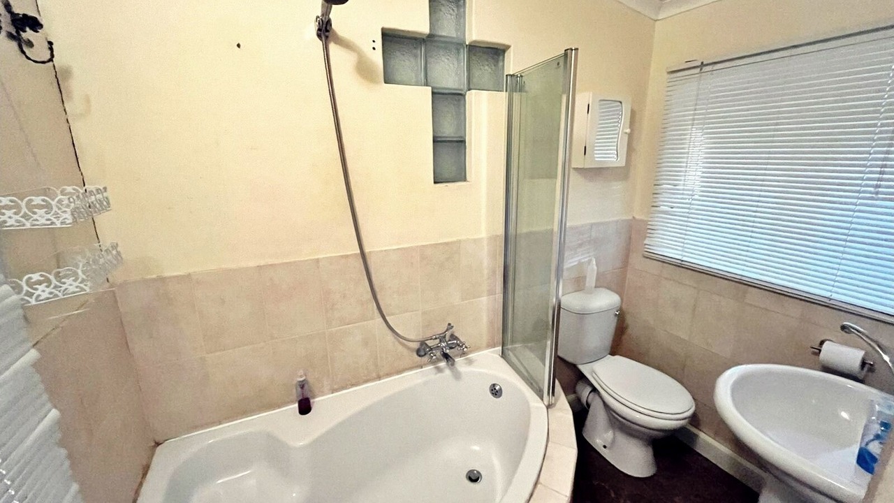 Photo of Bathroom in Upington