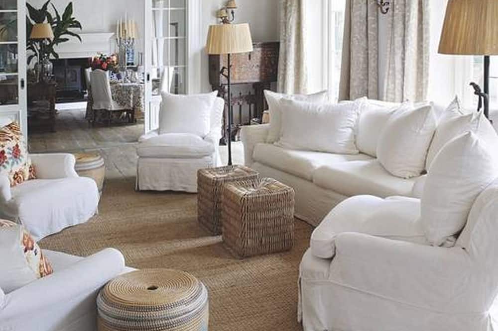 Photo of Livingroom in Alphen