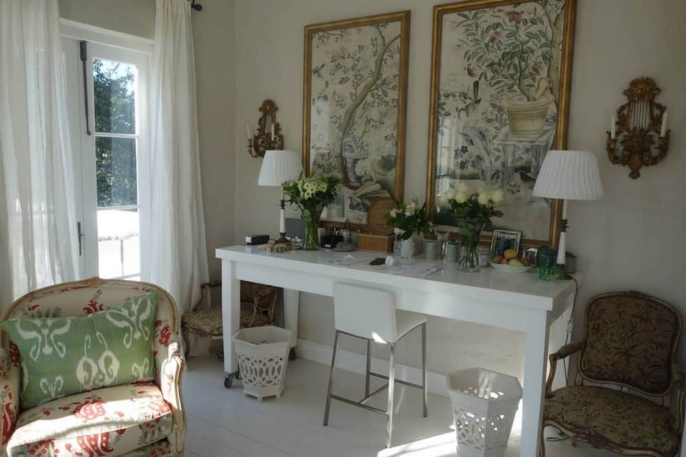 Photo of Livingroom in Alphen