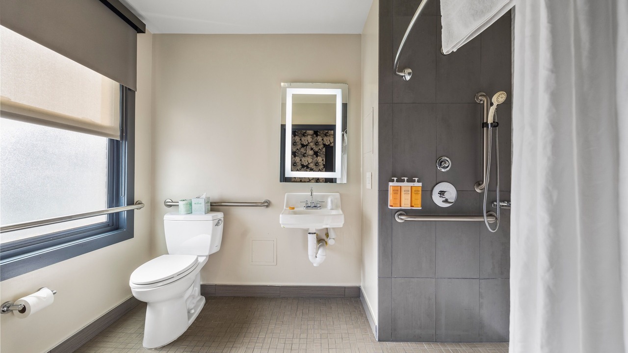 Photo of Bathroom in Little Saigon