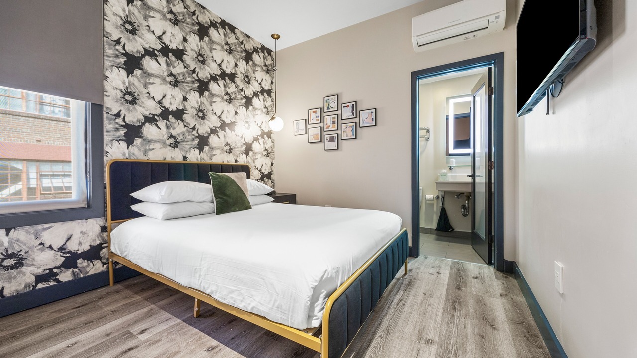 Photo of Bedroom in Little Saigon