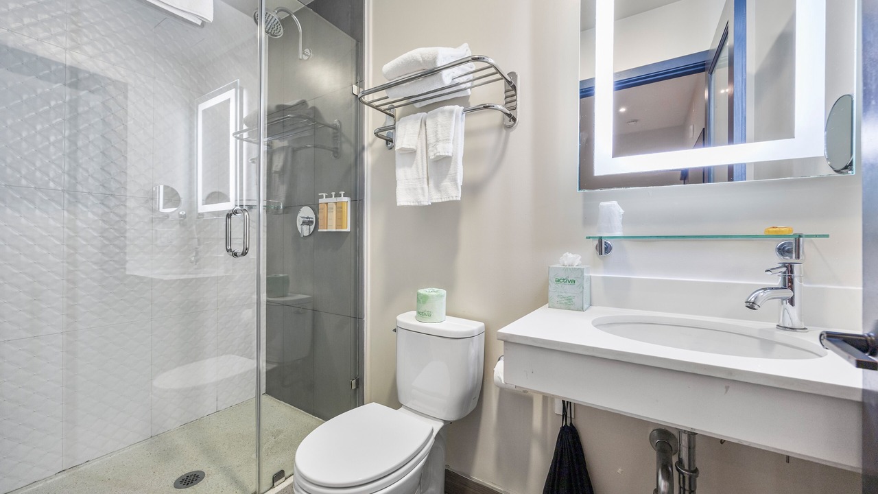 Photo of Bathroom in Little Saigon