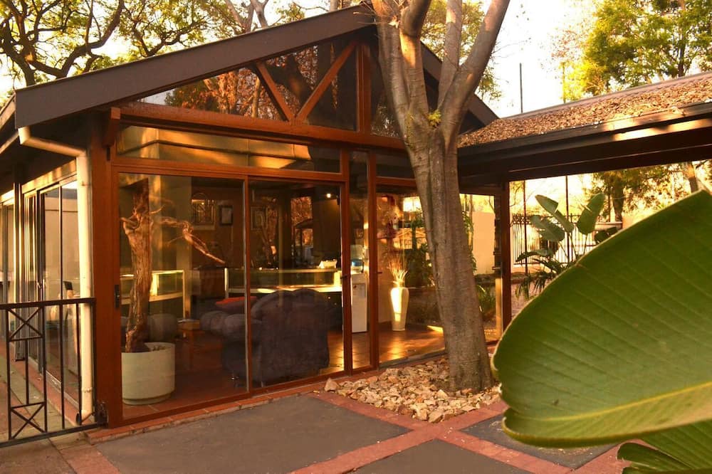 Photo of Outdoor in Sunnyside