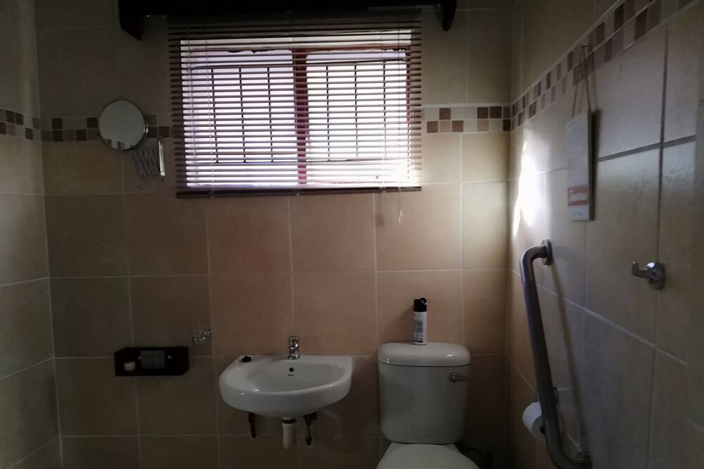 Photo of Bathroom in Mmabatho