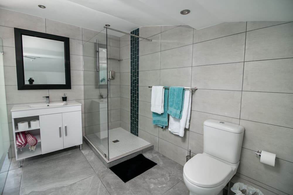 Photo of Bathroom in Gordons Bay Central
