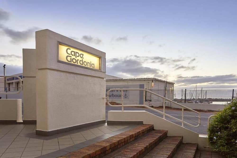 Photo of Outdoor in Gordons Bay Central