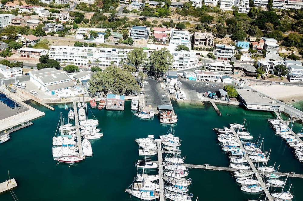 Photo of Others in Gordons Bay Central