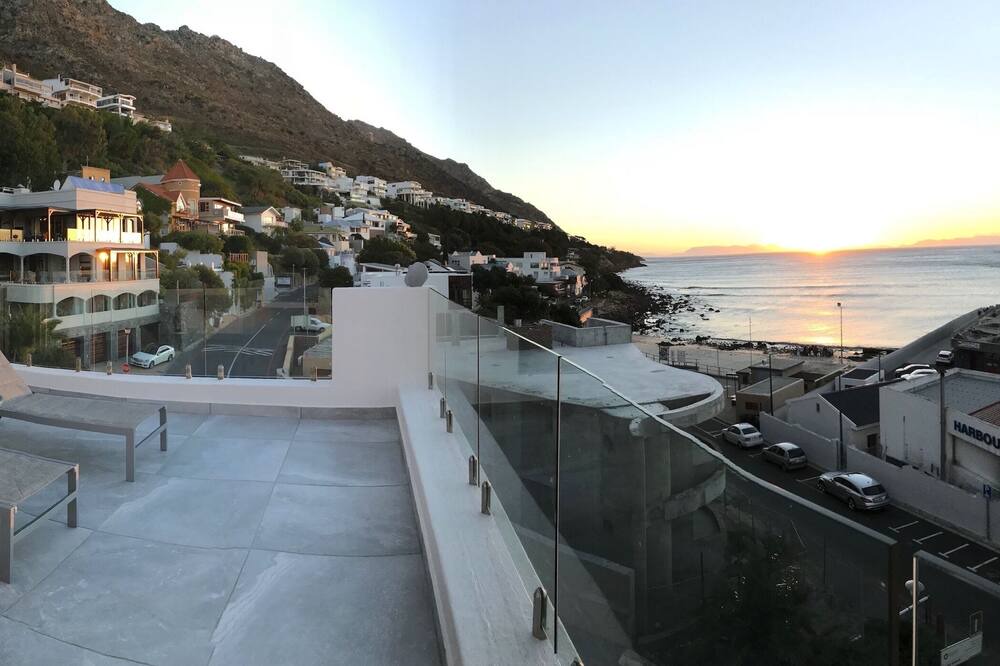 Photo of Others in Gordons Bay Central
