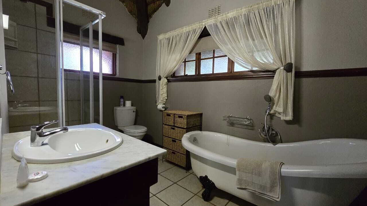 Photo of Bathroom in Broederstroom