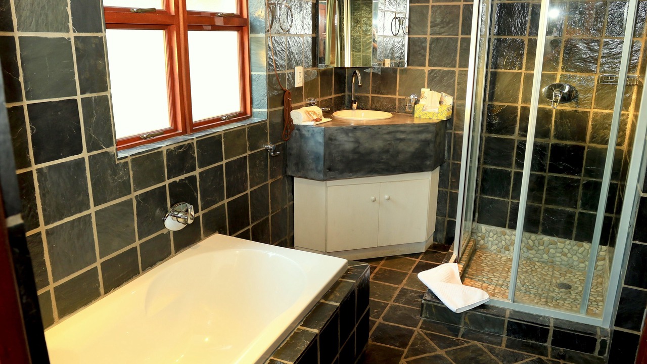 Photo of Bathroom in Phalaborwa