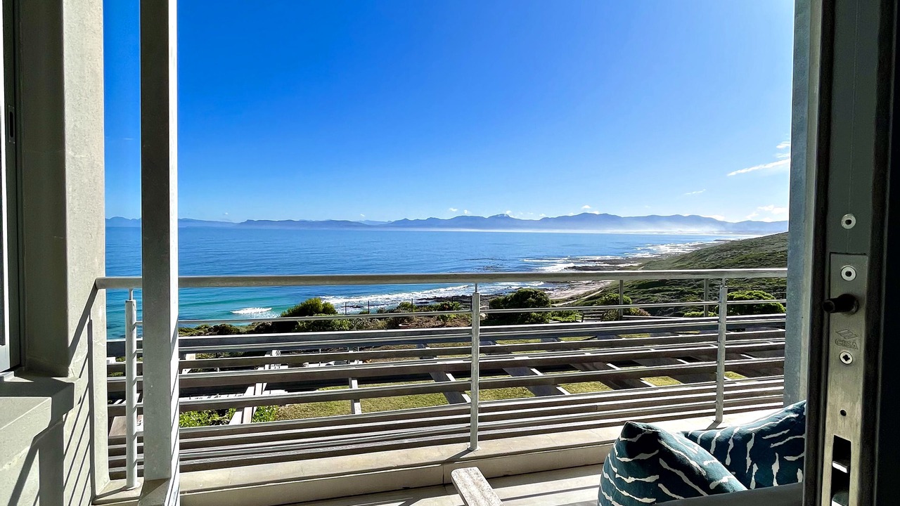 Photo of Bedroom in Gansbaai