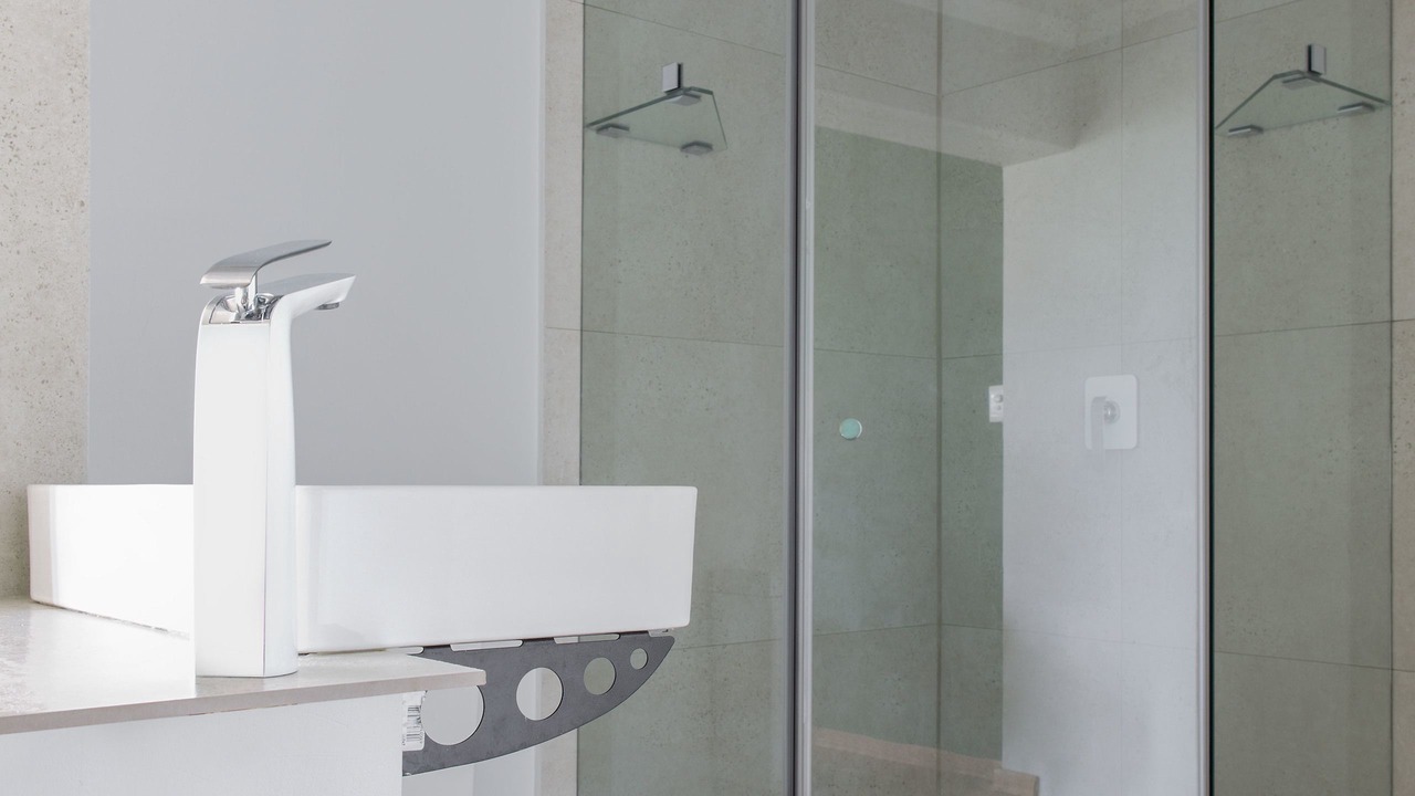 Photo of Bathroom in Greater Johannesburg Metropolitan Area