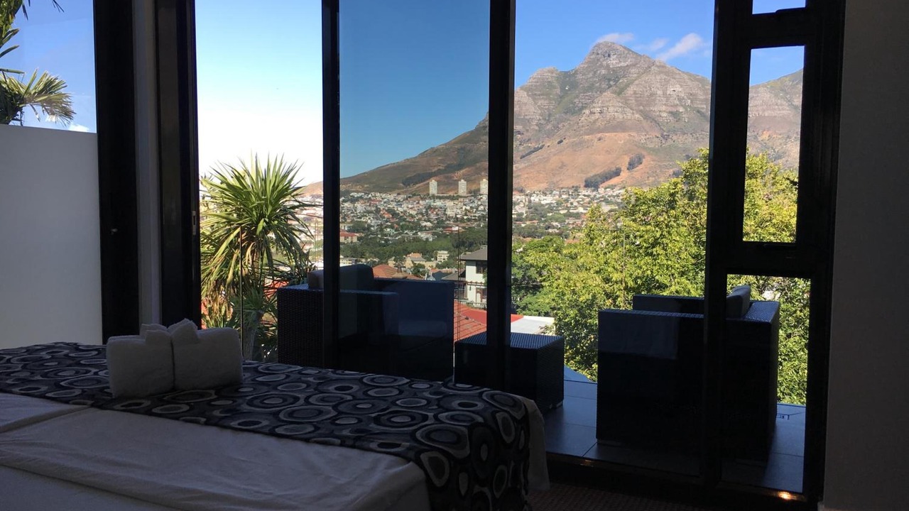 Photo of Bedroom in Cape Town City Centre