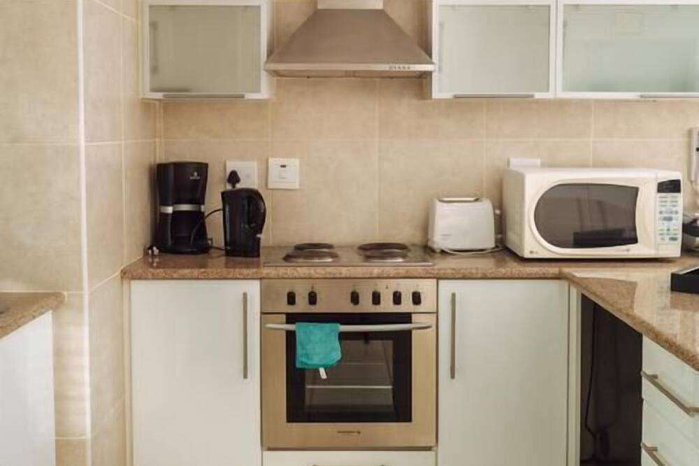 Photo of Kitchen in Gordons Bay Central