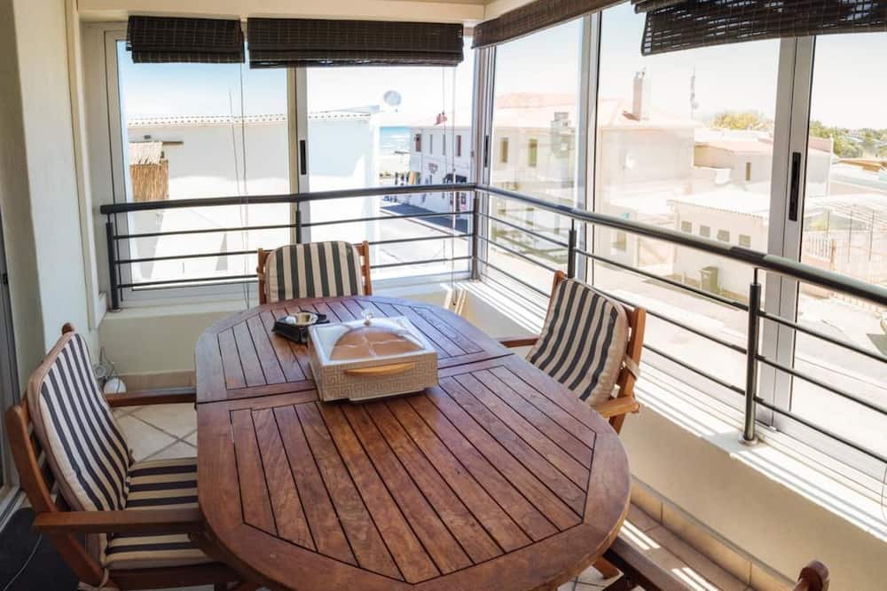 Photo of Outdoor in Gordons Bay Central