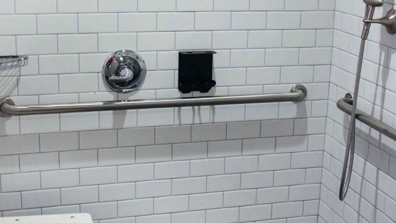 Photo of Bathroom in Piedmont Avenue
