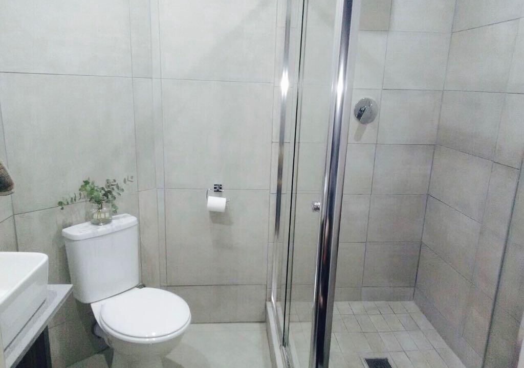 Photo of Bathroom in Universitas