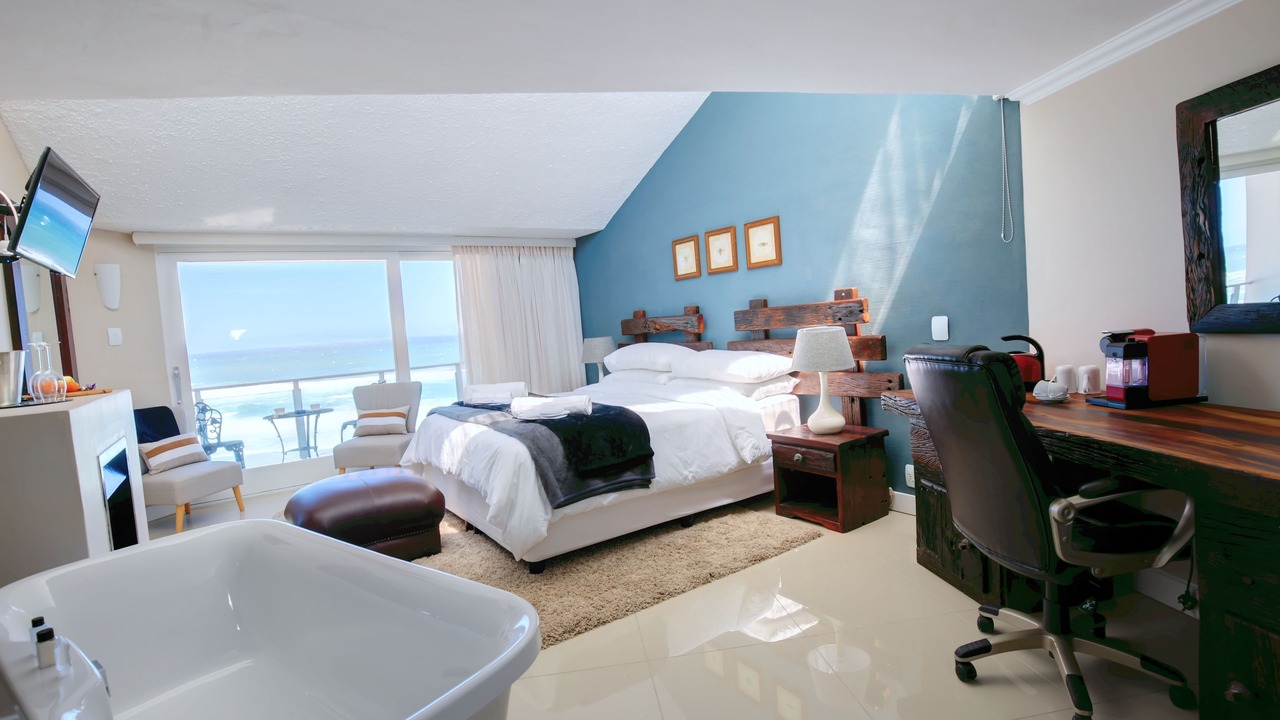 Photo of Bedroom in Wilderness Beach