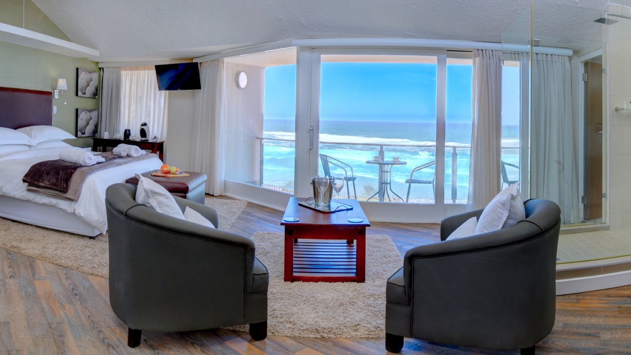 Photo of Bedroom in Wilderness Beach