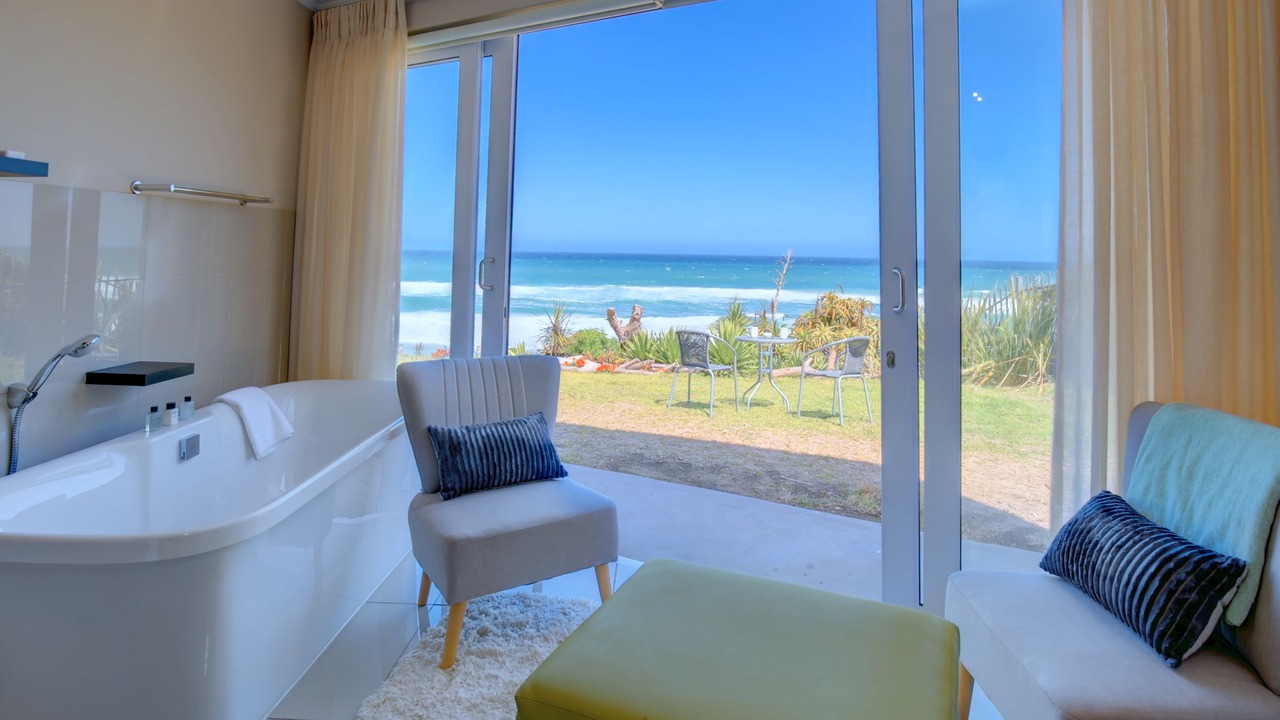 Photo of Bedroom in Wilderness Beach