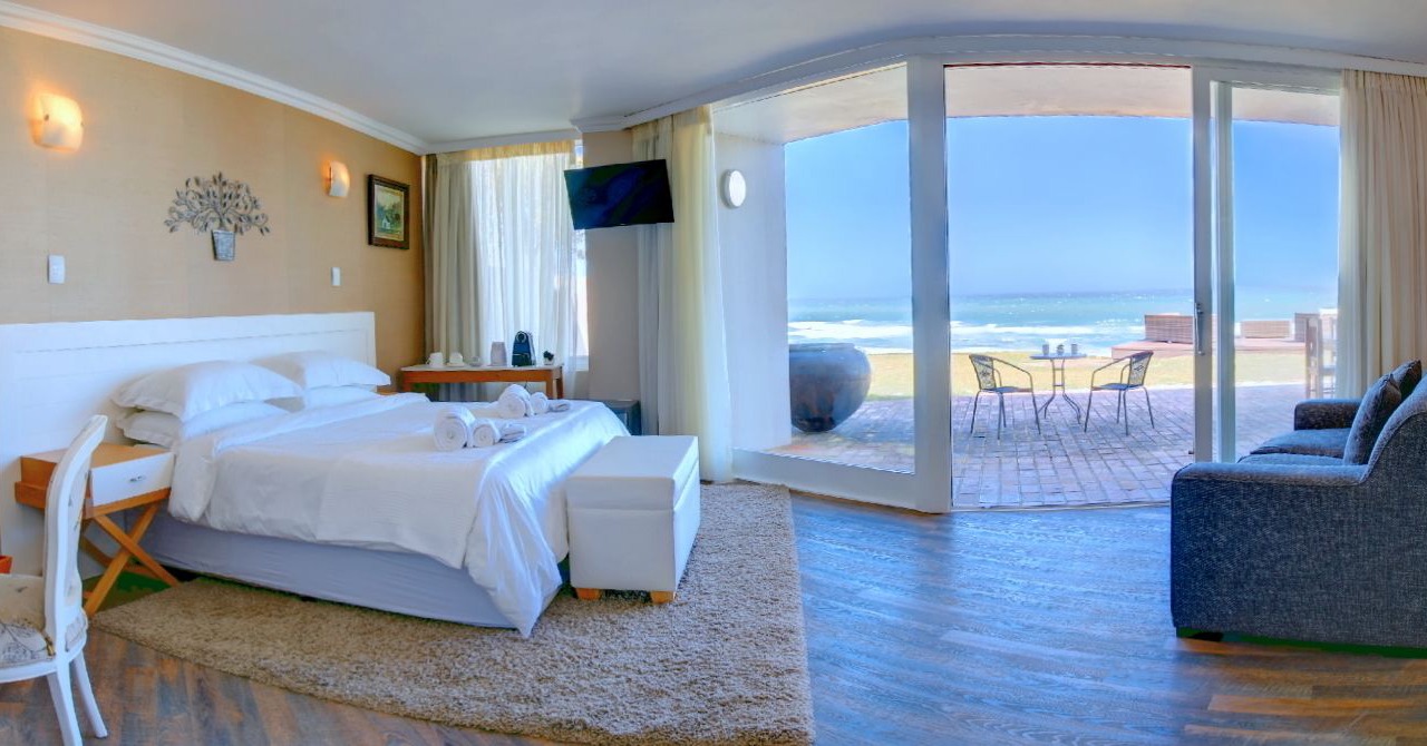 Photo of Bedroom in Wilderness Beach