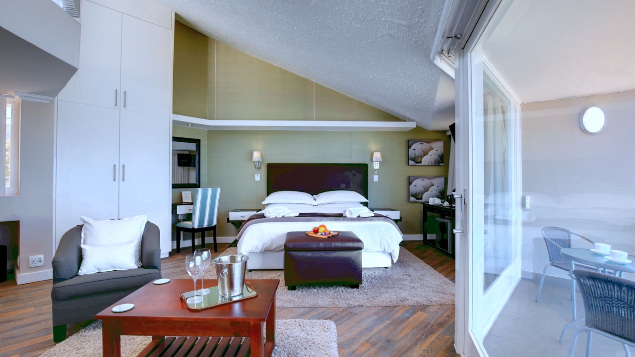 Photo of Bedroom in Wilderness Beach