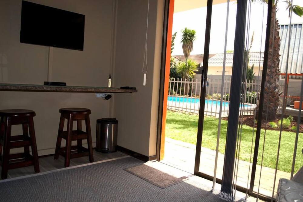 Photo of Livingroom in Fichardt Park